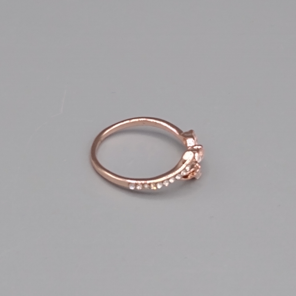 Rose Gold Tone Vine Rhinestone Leaf Pavé Ring Sizes 6, 7, 8, 9 - Picture 6 of 10